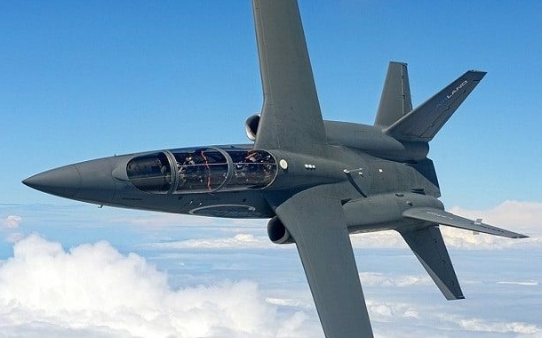 Textron-AirLand-Scorpion-Jet-5
