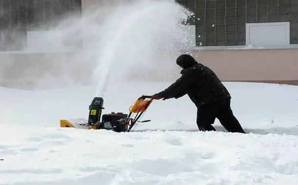snow removal with a snow blower