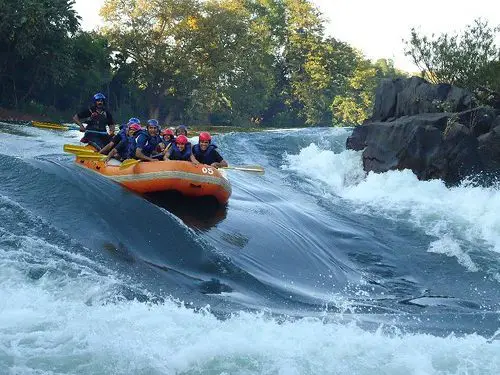 How much does it cost to go white water rafting