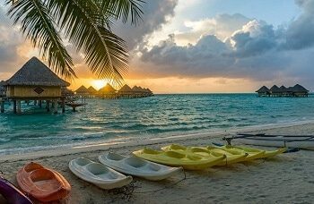 Bora Bora Sunset Beach