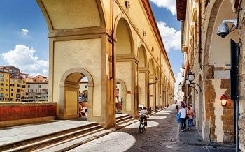 Vasari Koridor Florence Italy