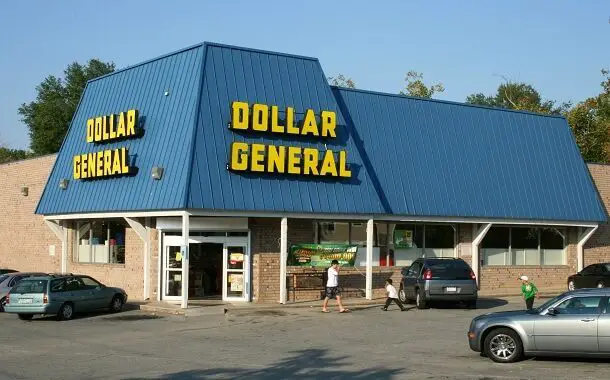 Dollar General Store Entrance