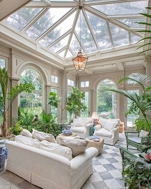 Type of Solarium