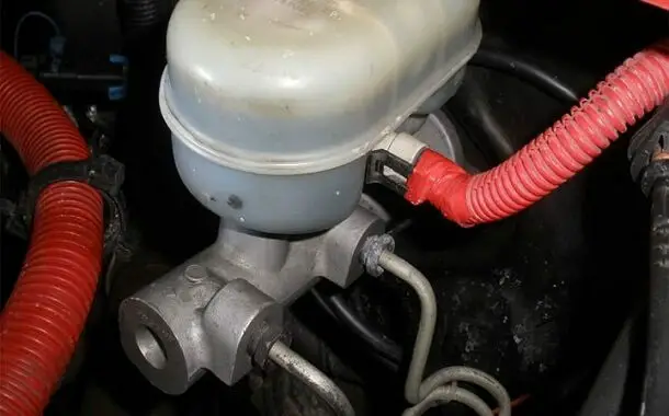 Brake Master Cylinder Replacement