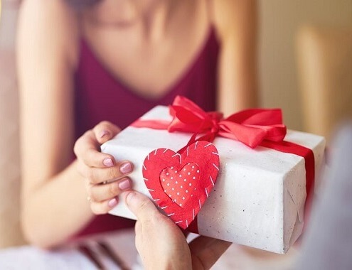 Valentine's Day Gift Cost