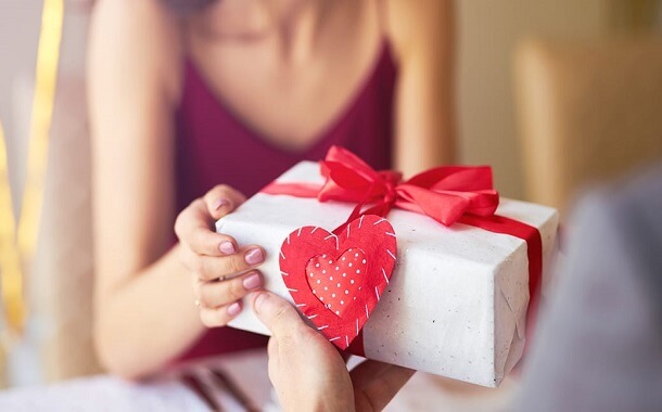 Valentine's Day Gift Cost