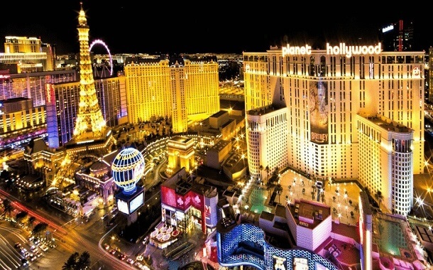 How much does a Vegas hotel cost